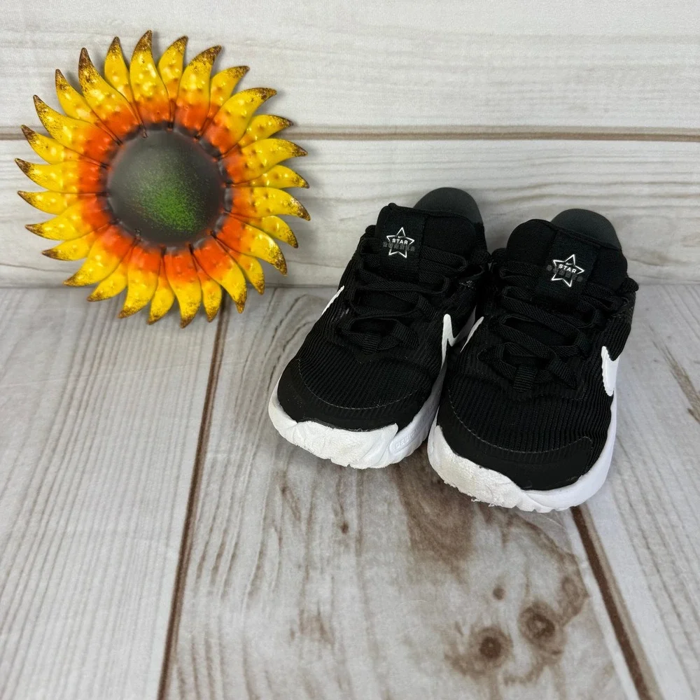 Nike Star Runner 3 Toddler Sneaker Size 8C